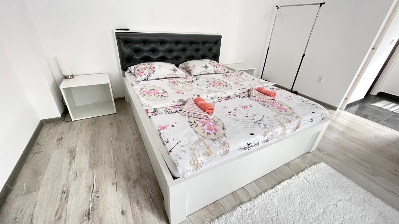 Apartament Linistit / Cozy Apartment Câmpulung Moldovenesc المظهر الخارجي الصورة